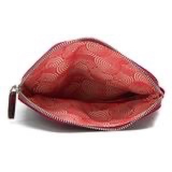 Hobo Daria Magenta Convertible Crossbody Clutch - Picture 7 of 7